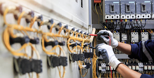Professional Electrician technician working in Farwell, TX